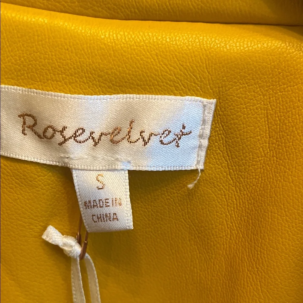 NWT Yellow Structured Blazer with Tailored Fit - Picture 2 of 10
